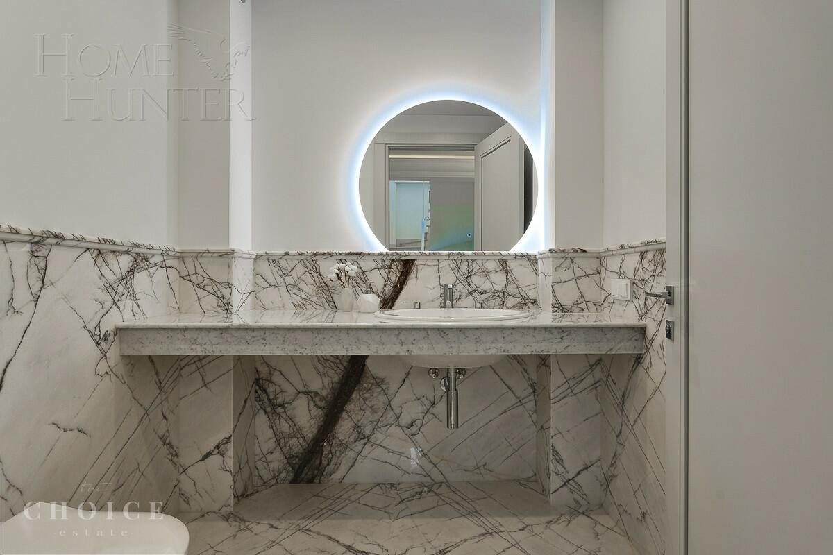 2-этажный коттедж 400 м² с отделкой