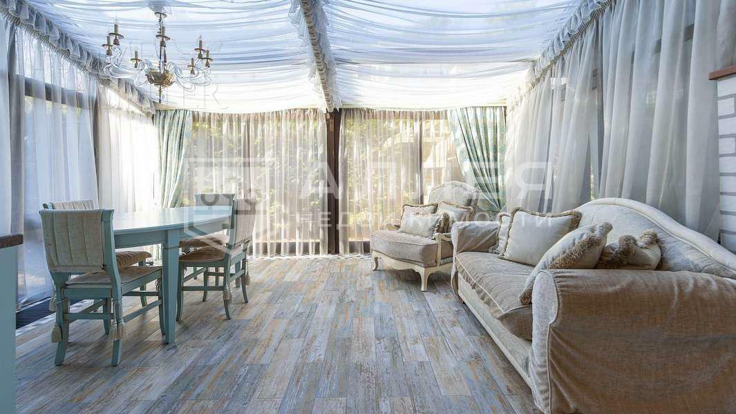 2-этажный таунхаус 300 м² с отделкой