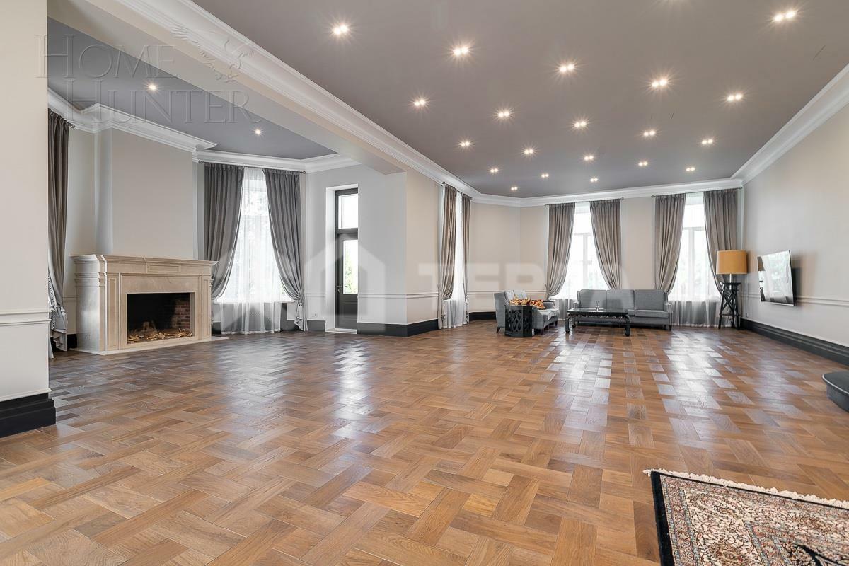 2-этажный коттедж 1 086 м² с отделкой