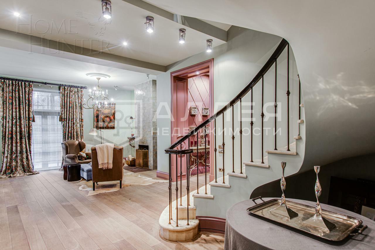 2-этажный коттедж 800 м² с отделкой