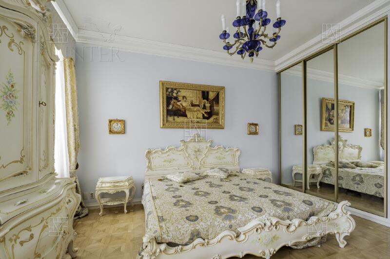 5-КОМН. КВАРТИРА С ОТДЕЛКОЙ 146.6 М² НА 2 ЭТАЖЕ