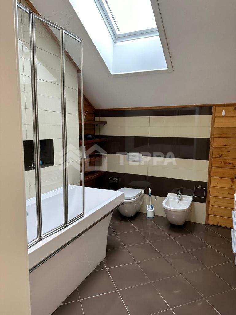 2-этажный коттедж 290 м² с отделкой