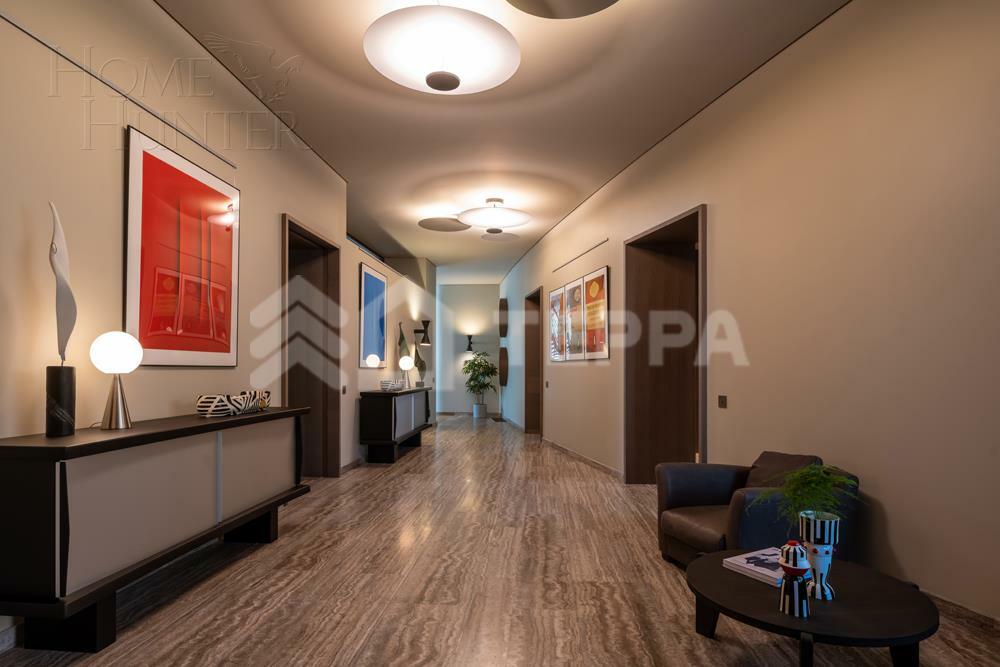 2-этажный коттедж 2 325 м² с отделкой