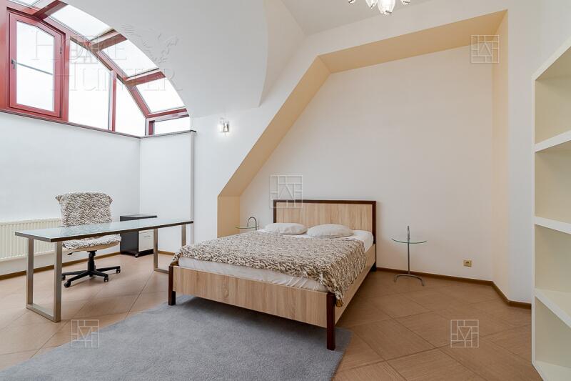 5-КОМН. КВАРТИРА С ОТДЕЛКОЙ 223 М² НА 5 ЭТАЖЕ