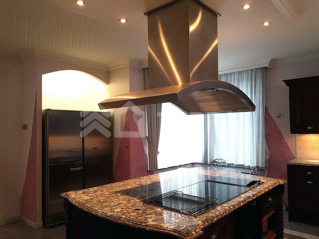 3-КОМН. КВАРТИРА С ОТДЕЛКОЙ 210 М² НА 1 ЭТАЖЕ