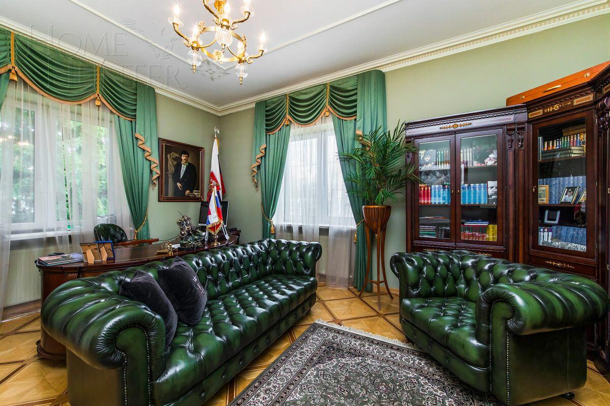 3-этажный коттедж 780 м² с отделкой