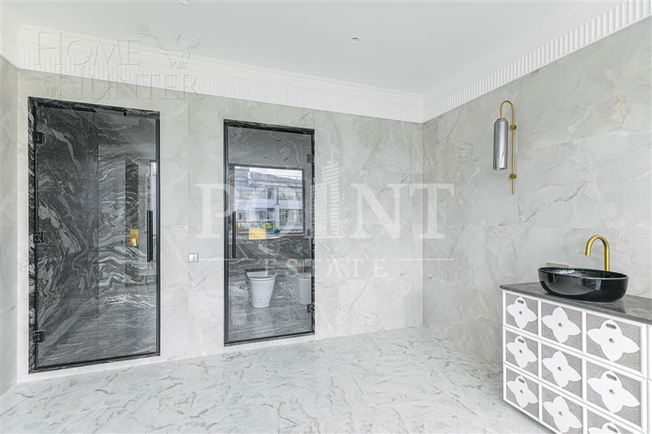 2-УРОВНЕВАЯ КВАРТИРА С ОТДЕЛКОЙ 477.8 М² НА 2 ЭТАЖЕ