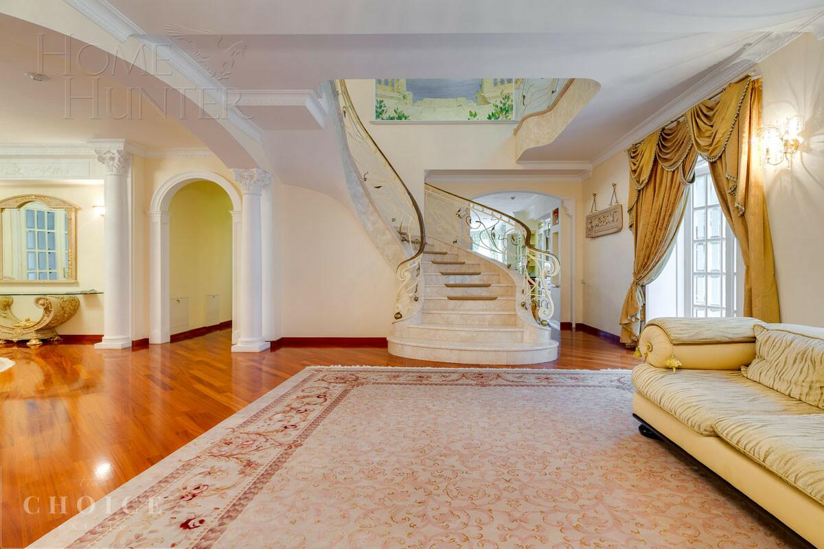 2-этажный коттедж 800 м² с отделкой