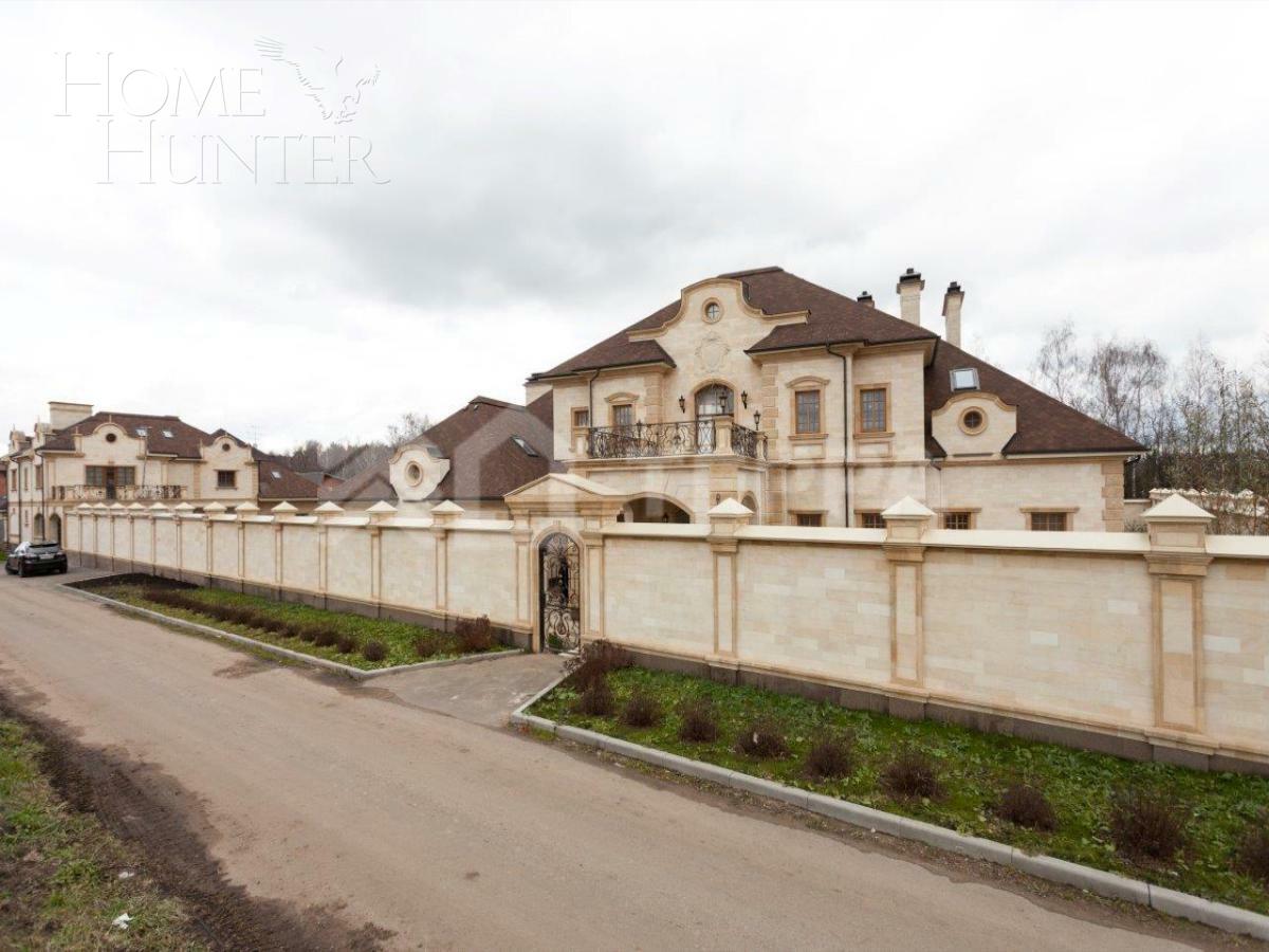 3-этажный коттедж 1 538 м² без отделки