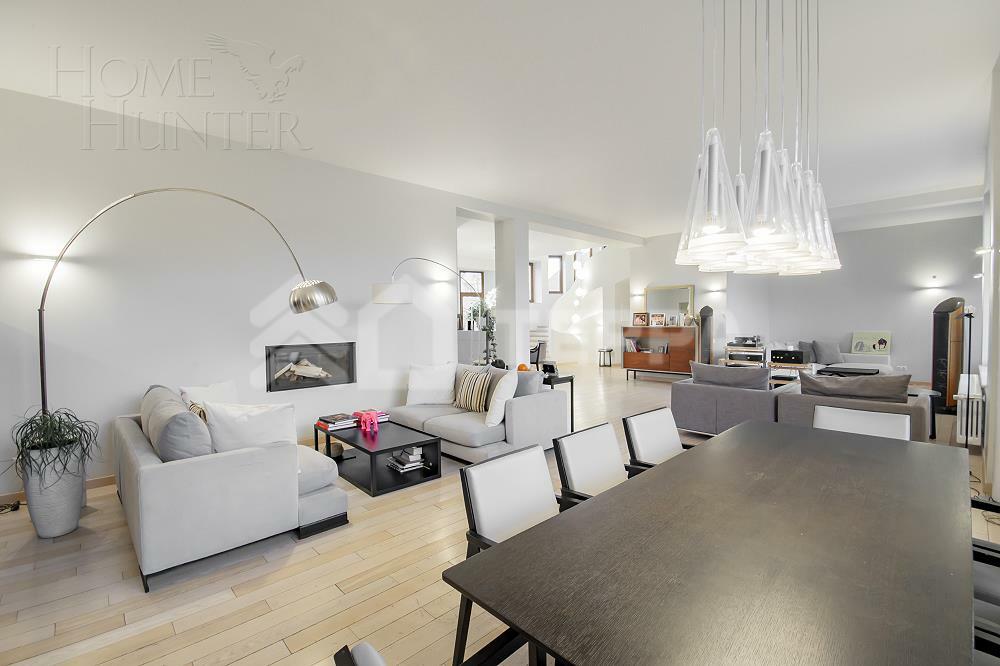 3-этажный коттедж 750 м² с отделкой