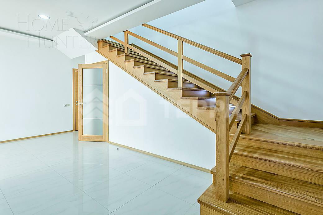 2-этажный таунхаус 204.7 м² с отделкой