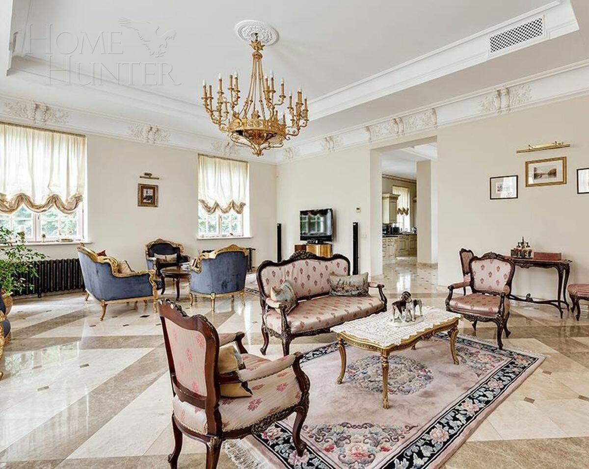 2-этажный коттедж 980 м² с отделкой