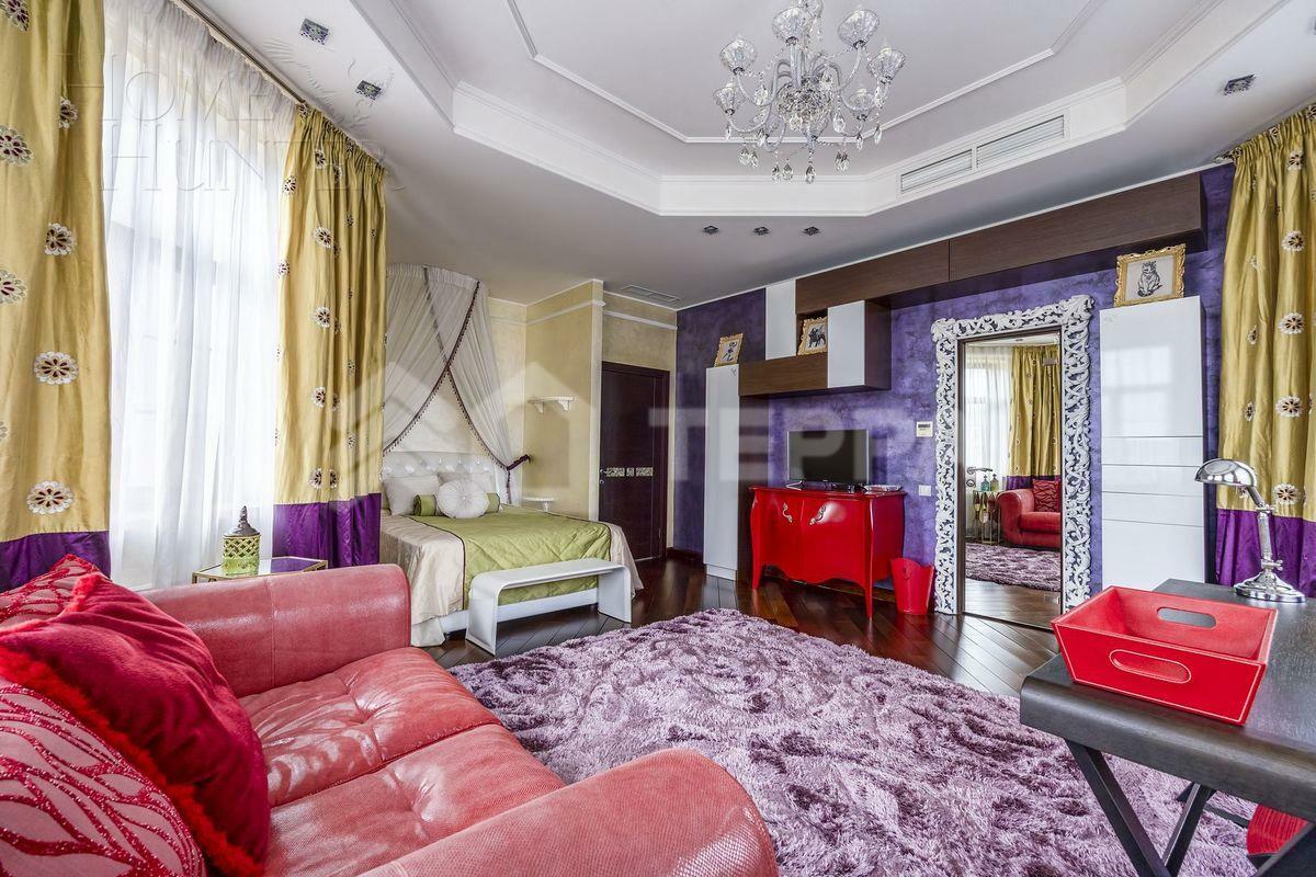 2-этажный коттедж 400 м² с отделкой