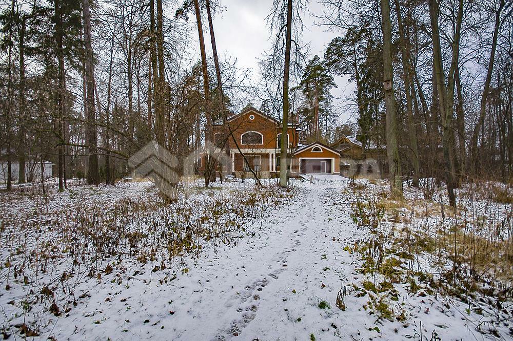 2-этажный коттедж 1 117 м² без отделки