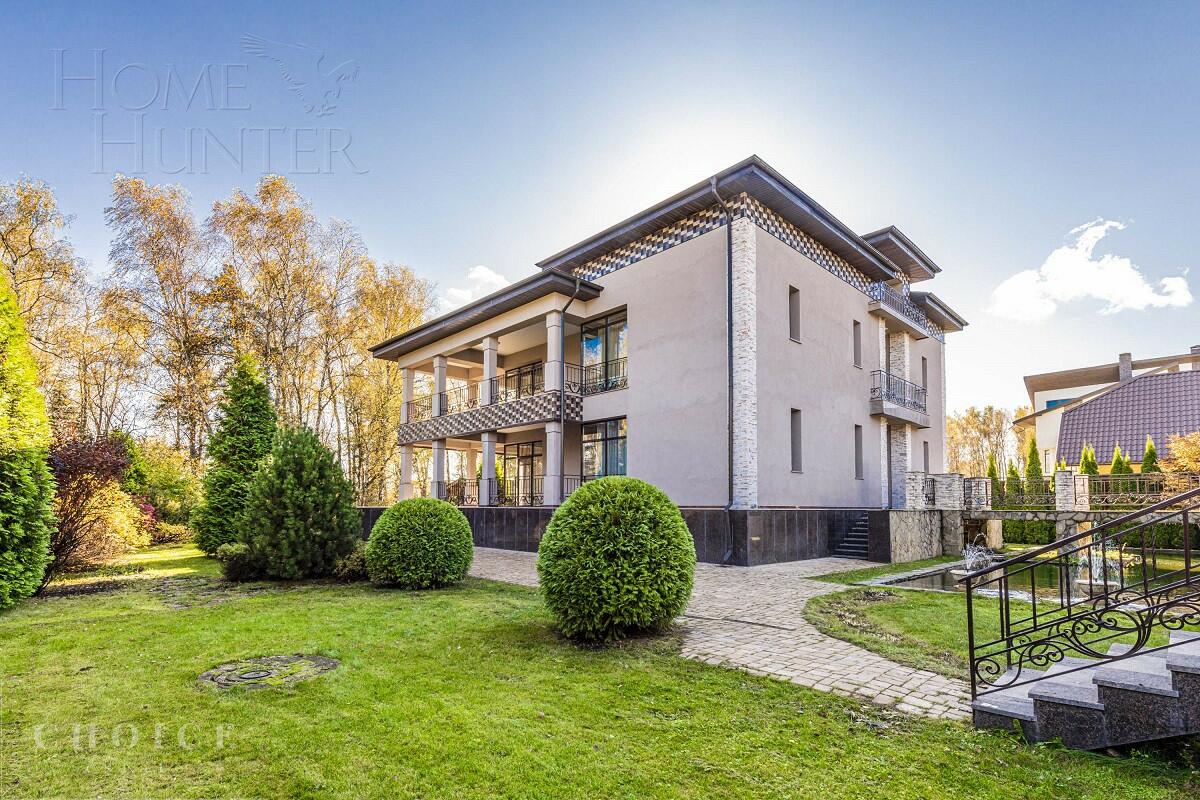 2-этажный коттедж 620 м² с отделкой