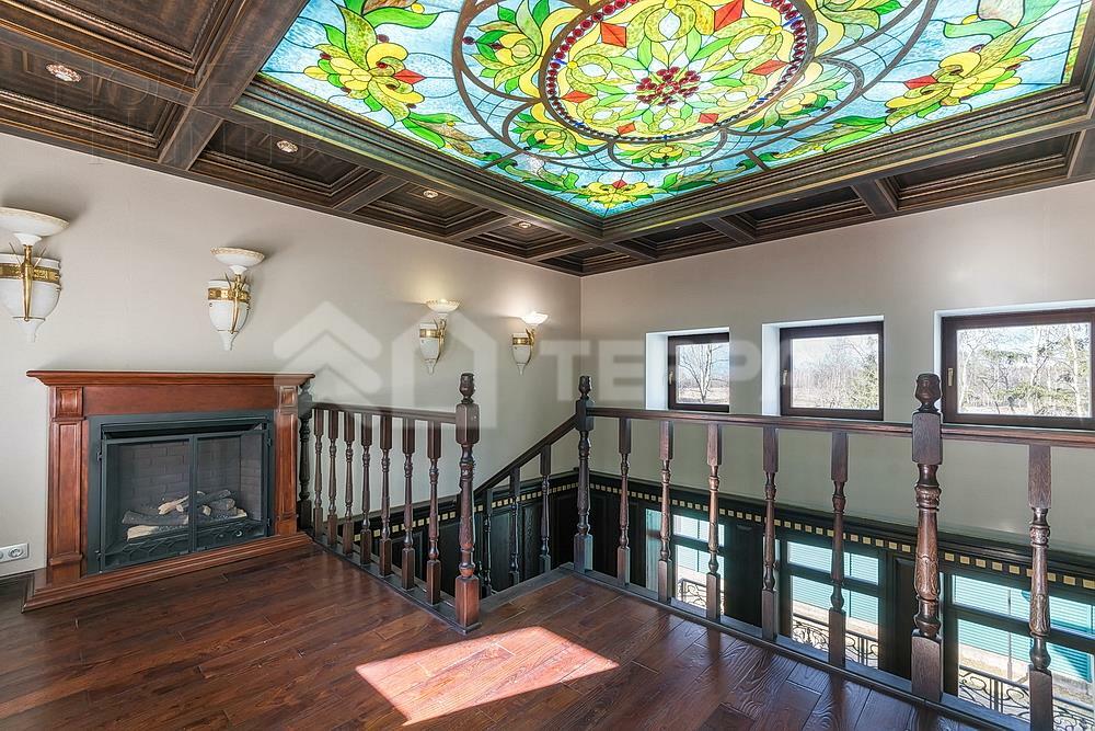 2-этажный коттедж 1 000 м² с отделкой