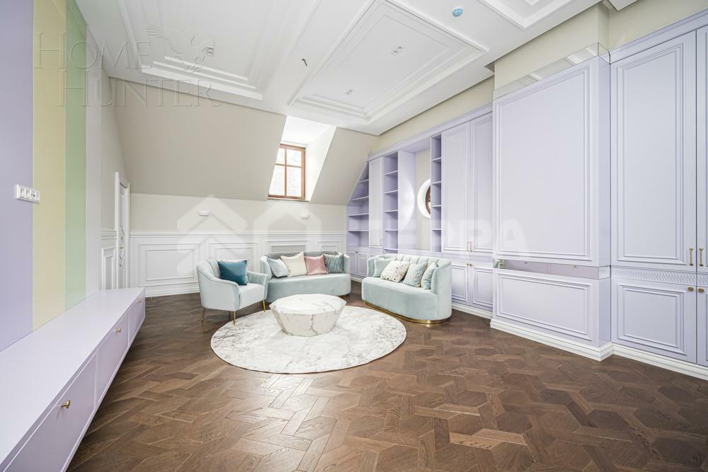 3-этажный коттедж 697 м² с отделкой