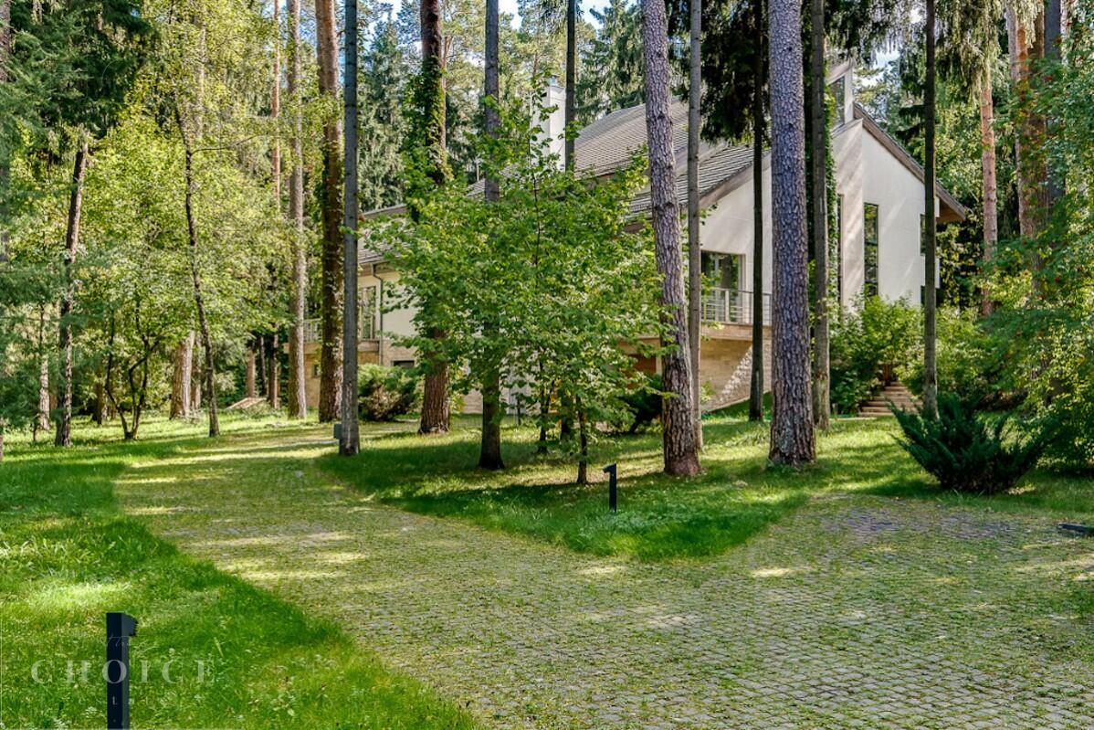 2-этажный коттедж 891 м² с отделкой