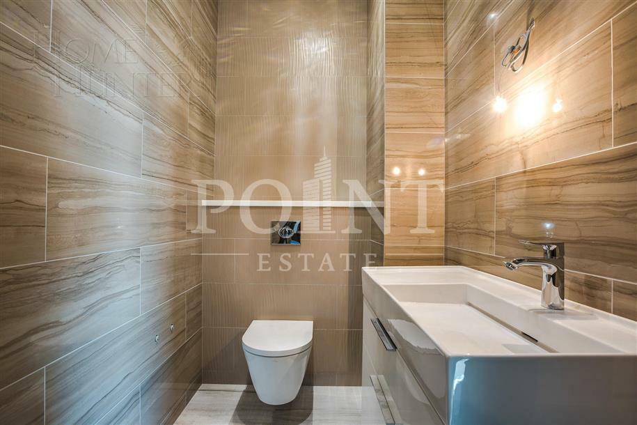 2-этажный коттедж 1 900 м² без отделки