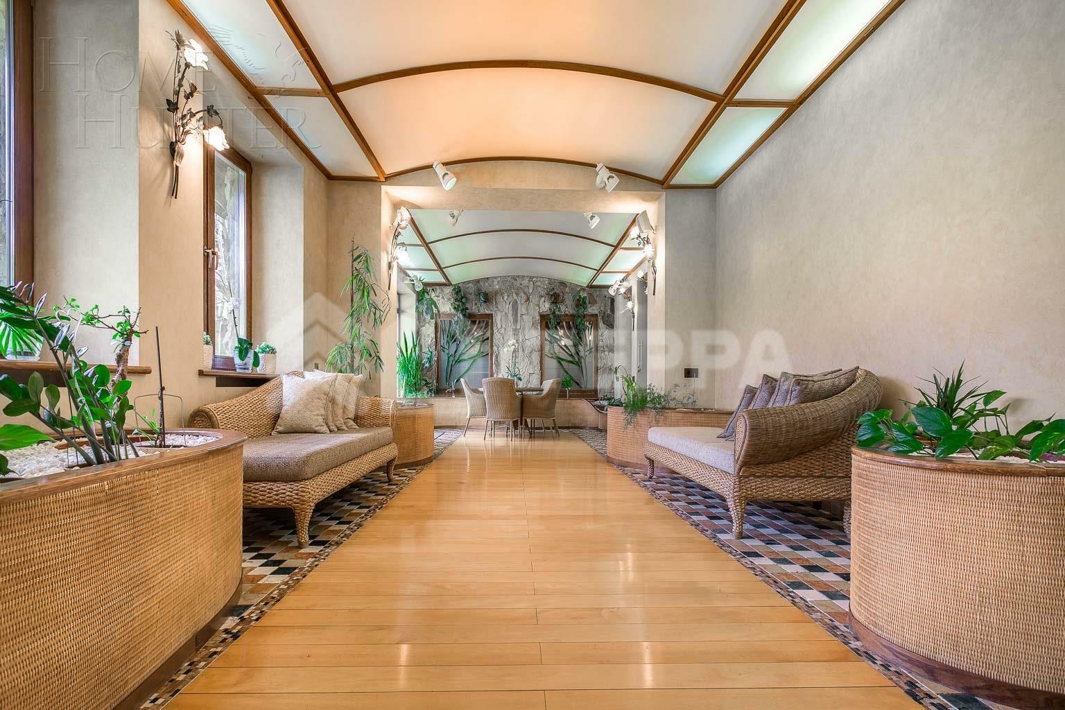 2-этажный коттедж 960 м² с отделкой