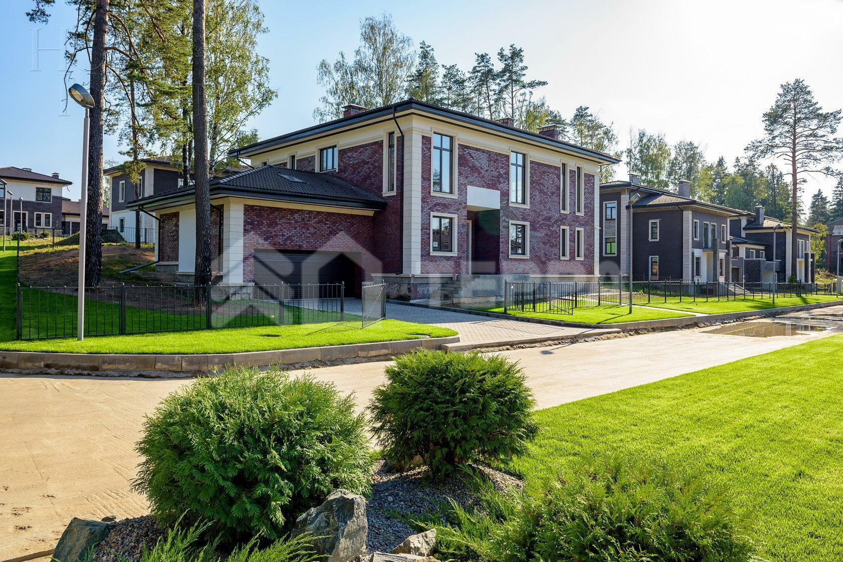 2-этажный коттедж 247 м² без отделки