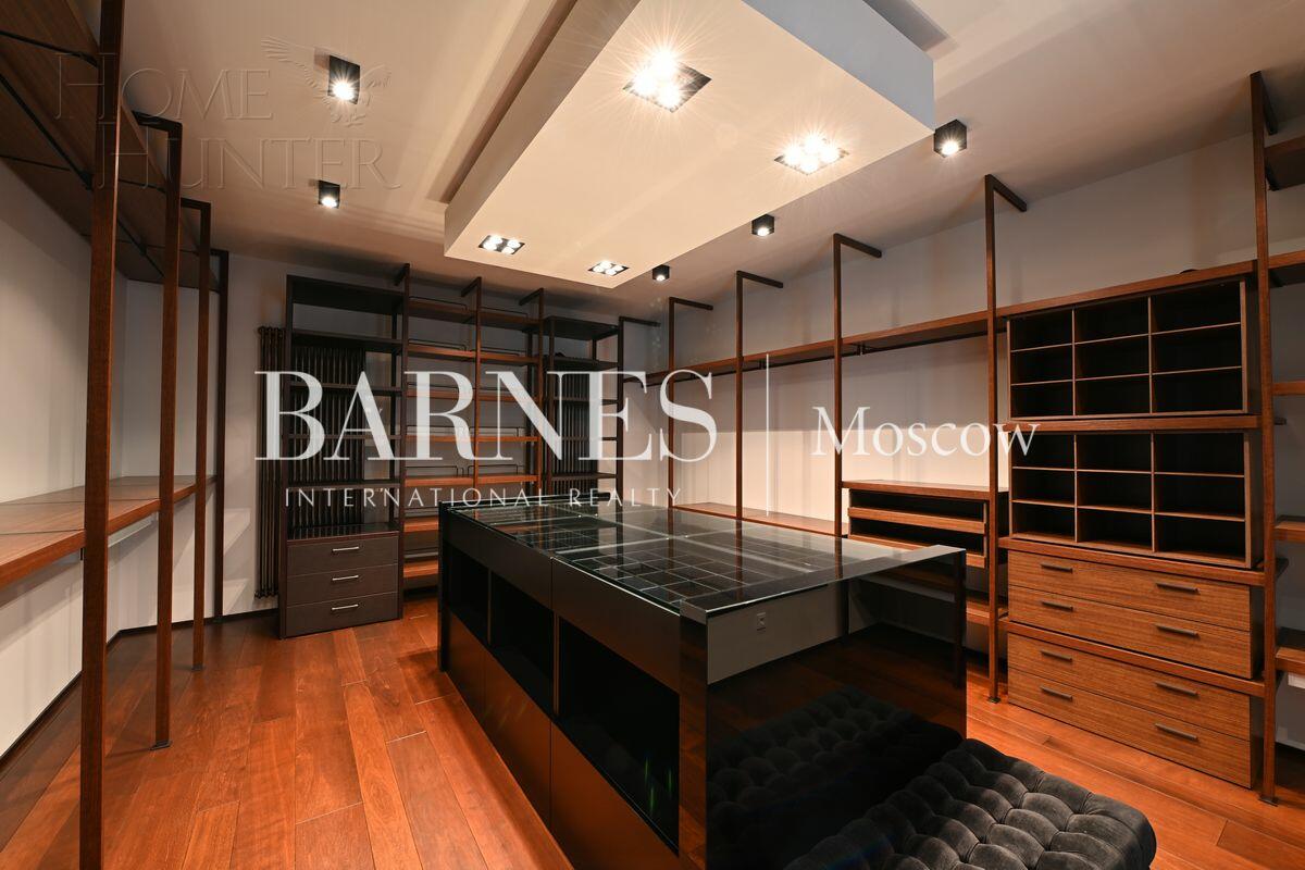 2-этажный коттедж 637 м² с отделкой