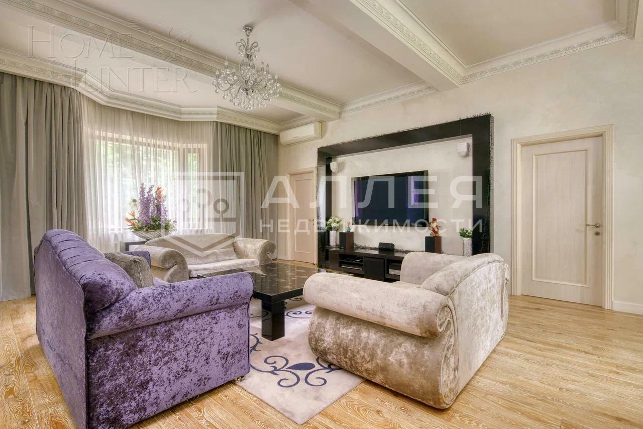 2-этажный коттедж 255 м² с отделкой