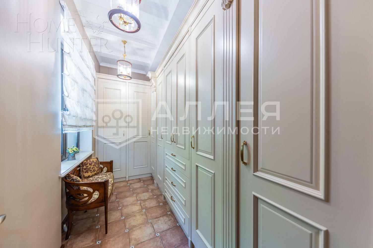 3-этажный коттедж 541 м² с отделкой