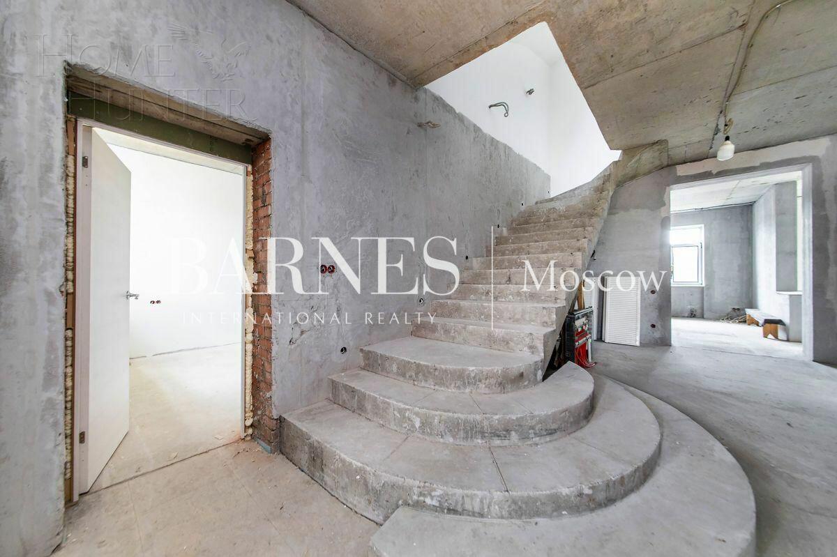 2-этажный коттедж 450 м² без отделки