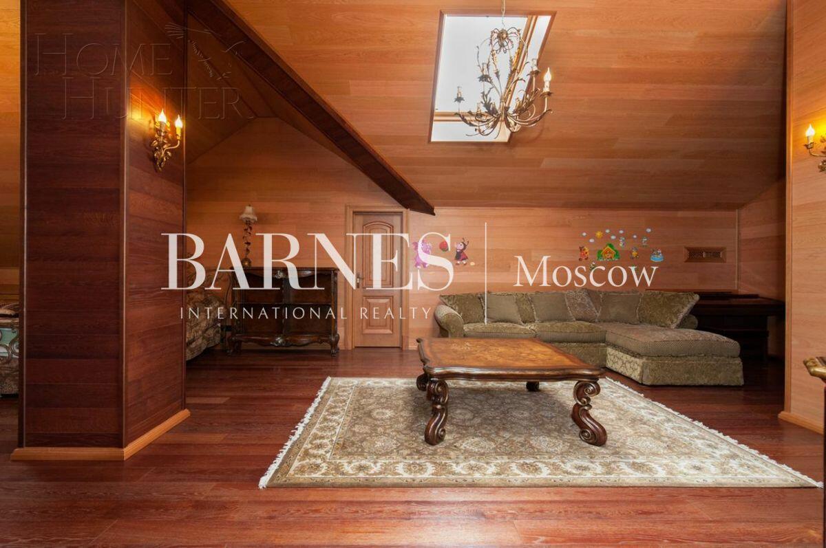 2-этажный коттедж 1 400 м² с отделкой