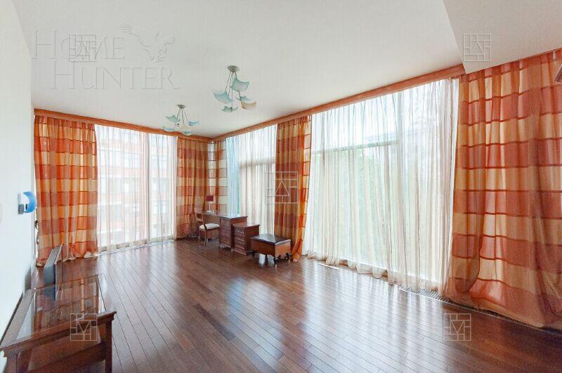 6-КОМН. КВАРТИРА С ОТДЕЛКОЙ 300.3 М² НА 4 ЭТАЖЕ