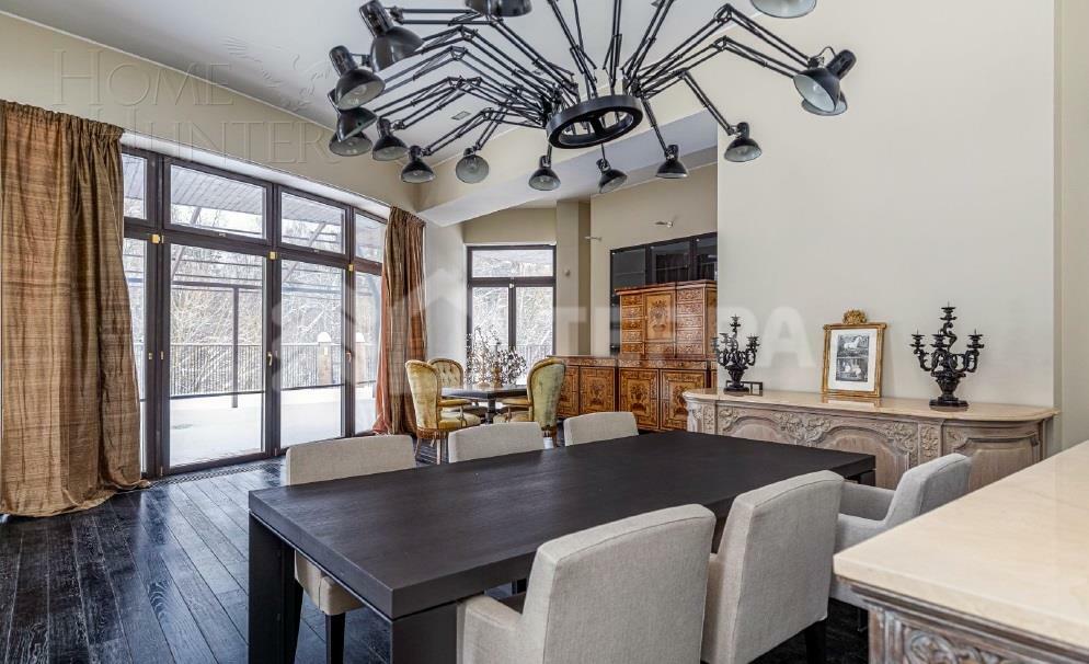 2-этажный коттедж 657 м² с отделкой