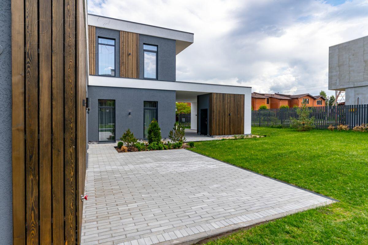 2-этажный коттедж 210 м² с отделкой