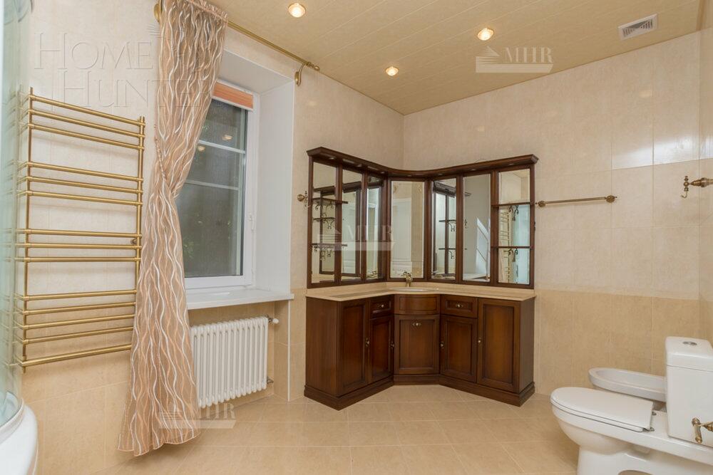 2-этажный коттедж 850 м² с отделкой