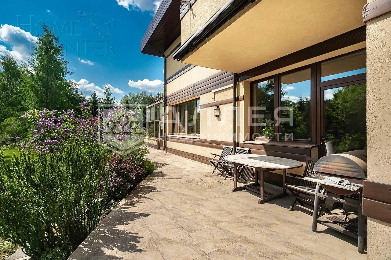 2-этажный коттедж 750 м² с отделкой