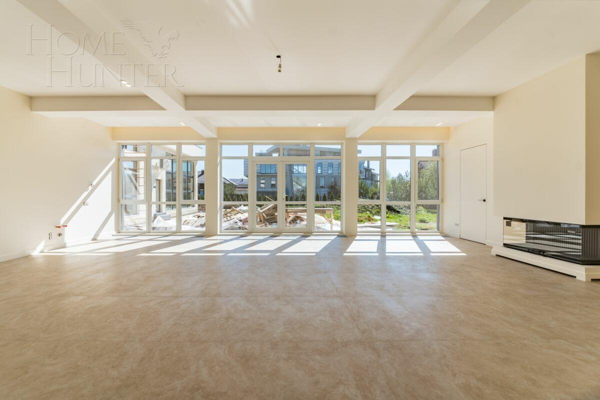 2-этажный коттедж 640 м² с отделкой