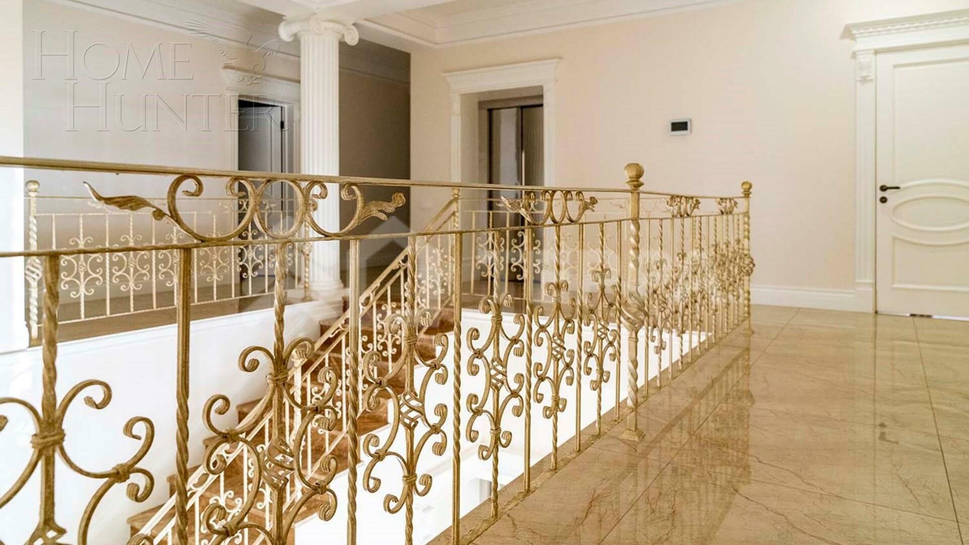 2-этажный коттедж 1 667 м² с отделкой