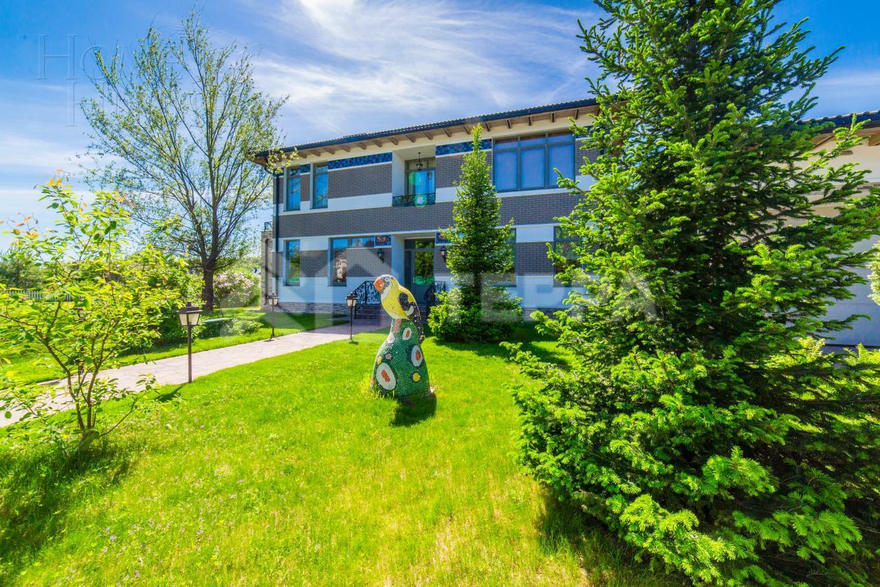 2-этажный коттедж 555 м² с отделкой