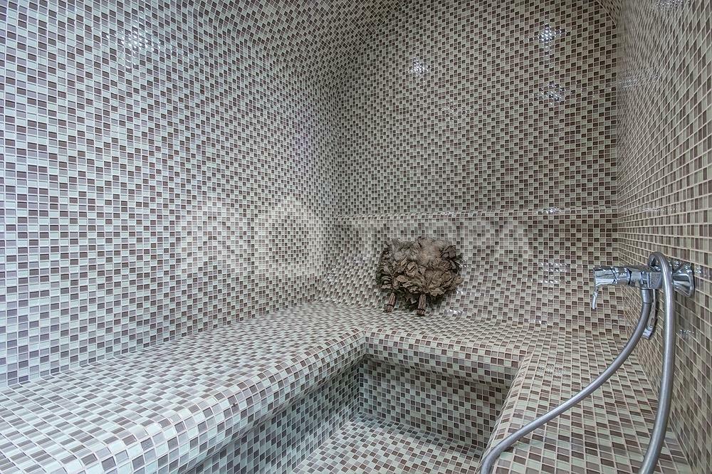 3-этажный таунхаус 450 м² с отделкой