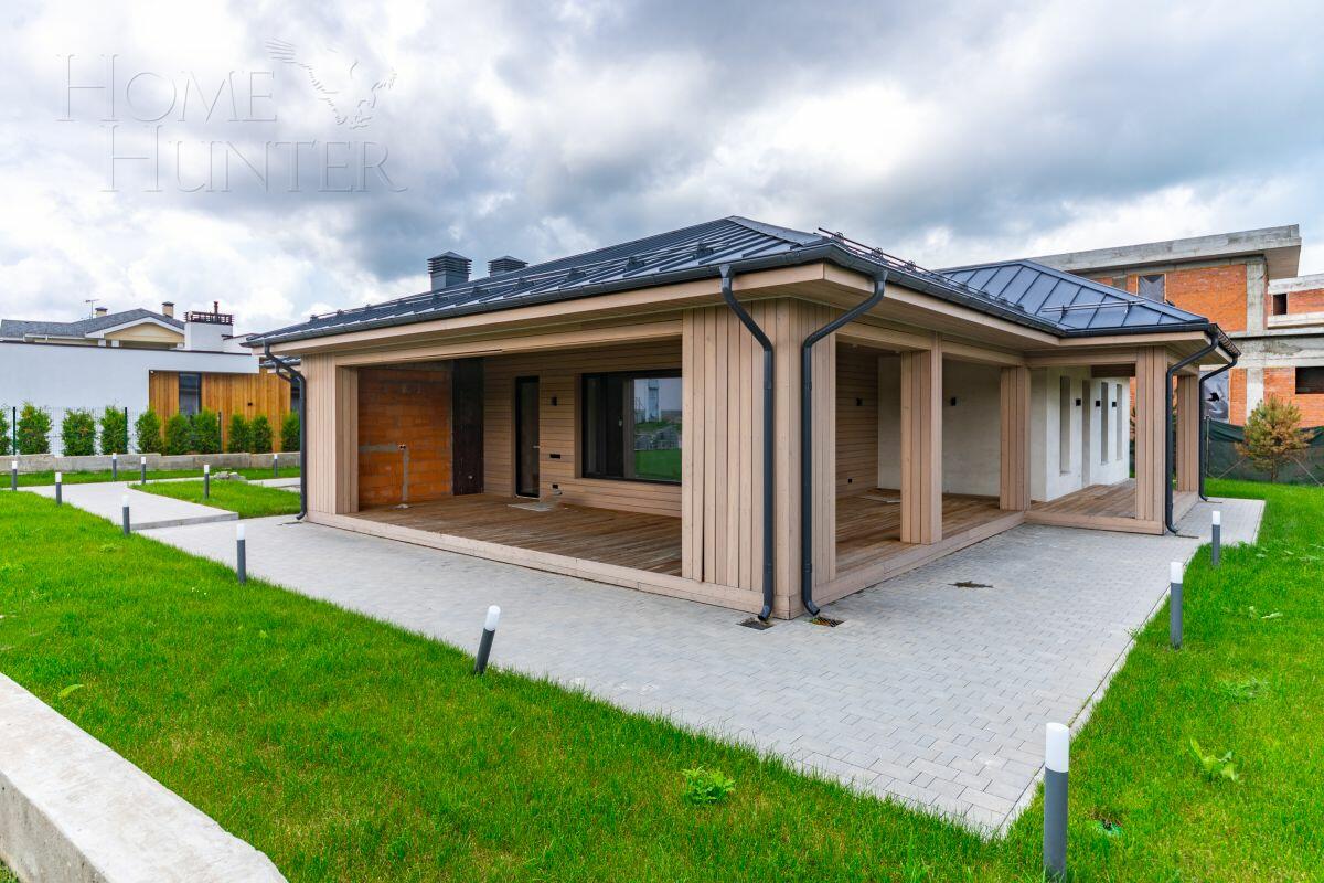 1-этажный коттедж 281.3 м² с отделкой