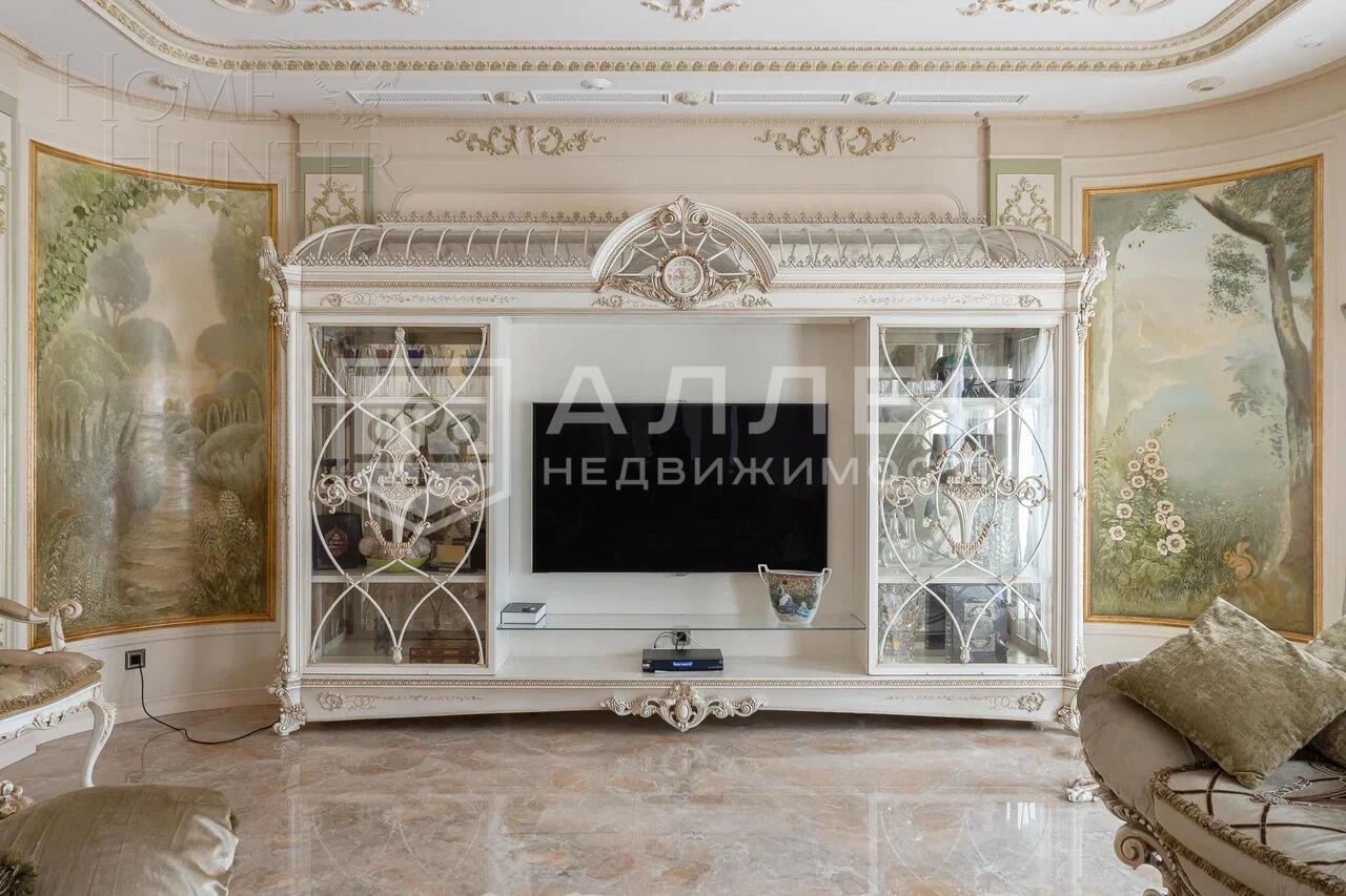 2-этажный коттедж 1 500 м² с отделкой