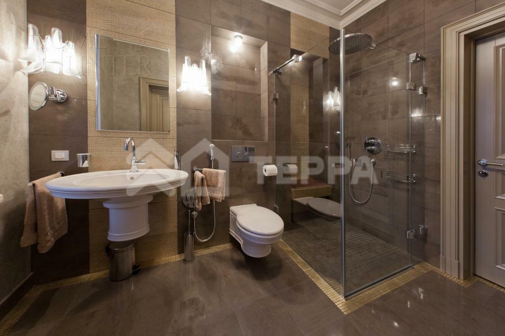 2-этажный коттедж 1 200 м² с отделкой