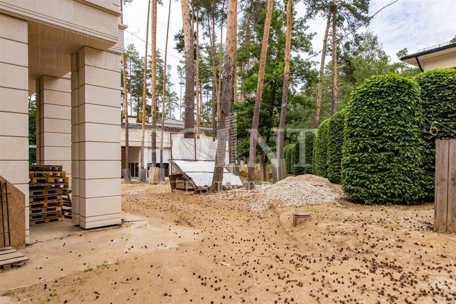 2-этажный коттедж 3 748 м² без отделки