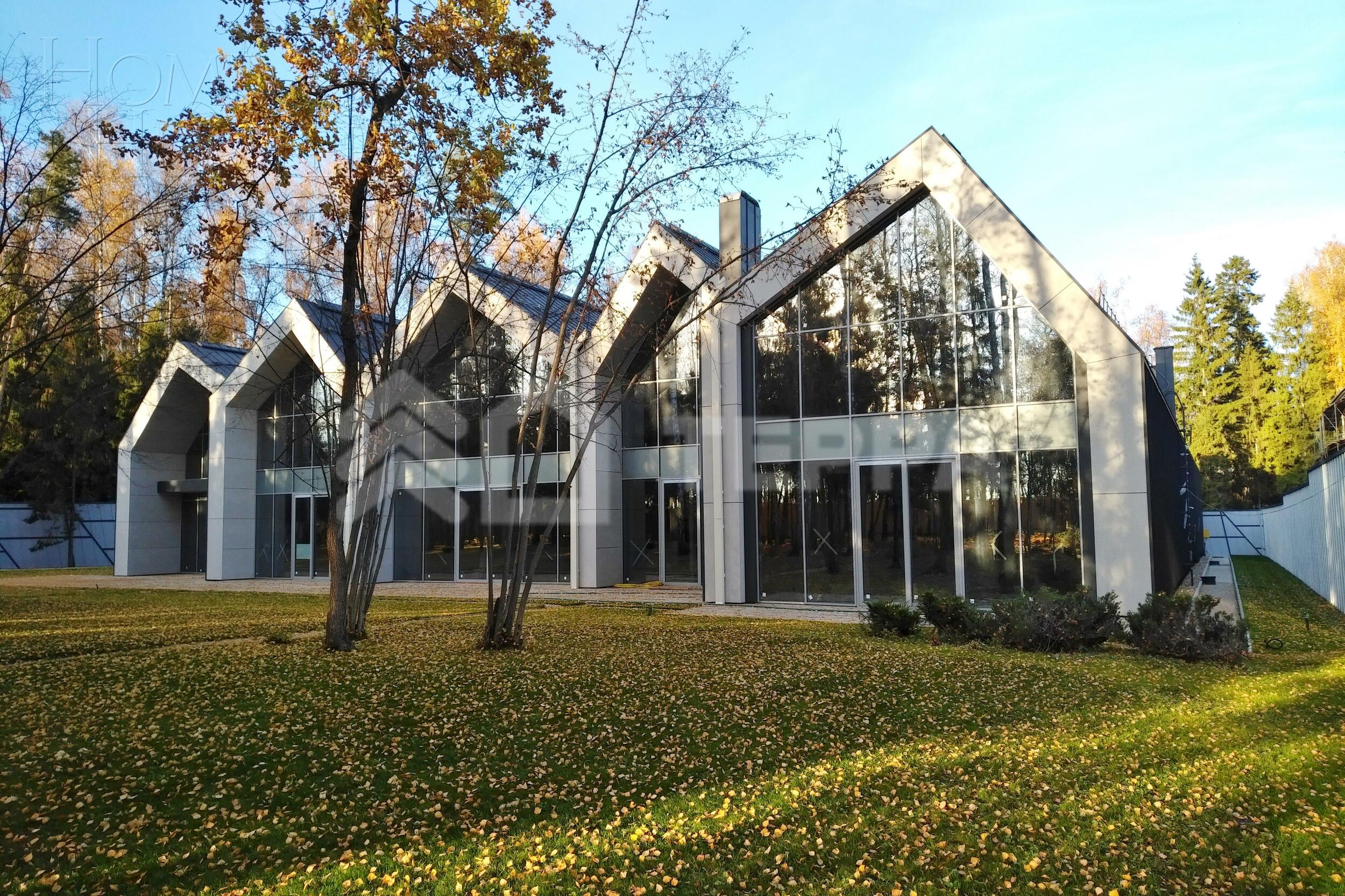 2-этажный коттедж 3 067 м² без отделки