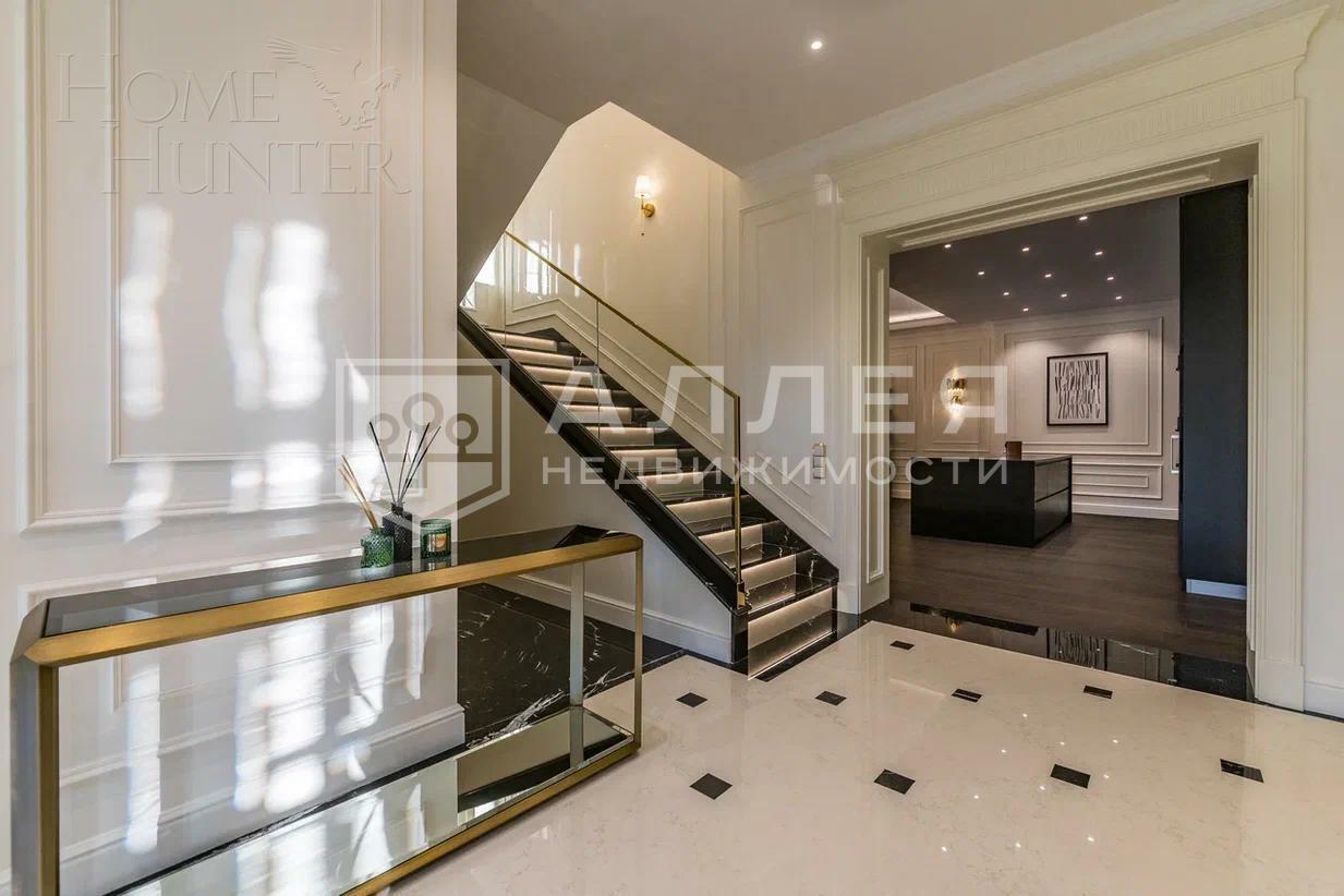 2-этажный коттедж 961 м² с отделкой