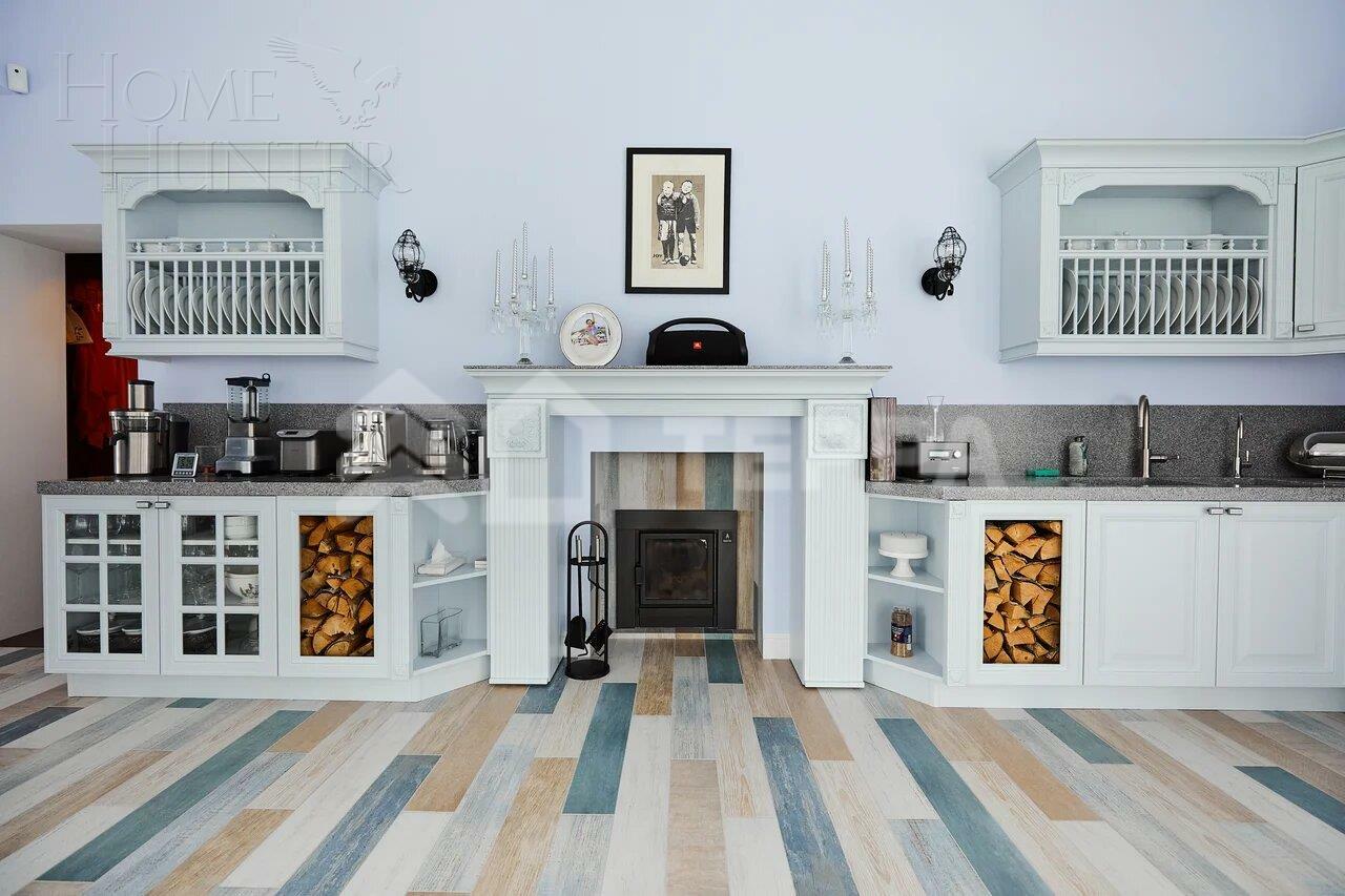 3-этажный коттедж 550 м² с отделкой