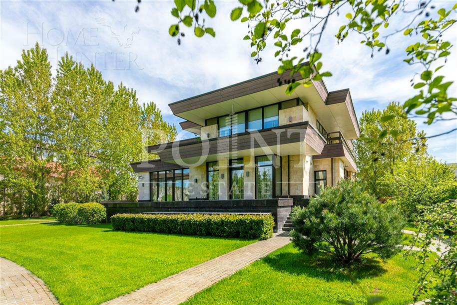 2-этажный коттедж 744.9 м² с отделкой