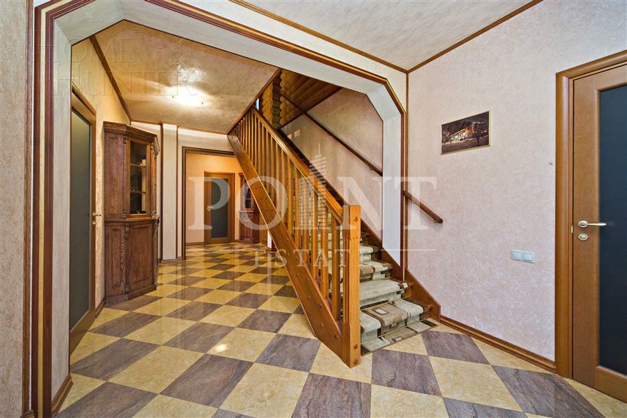 2-этажный коттедж 580 м² с отделкой