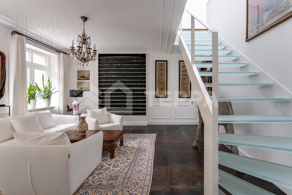 2-этажный коттедж 1 100 м² с отделкой