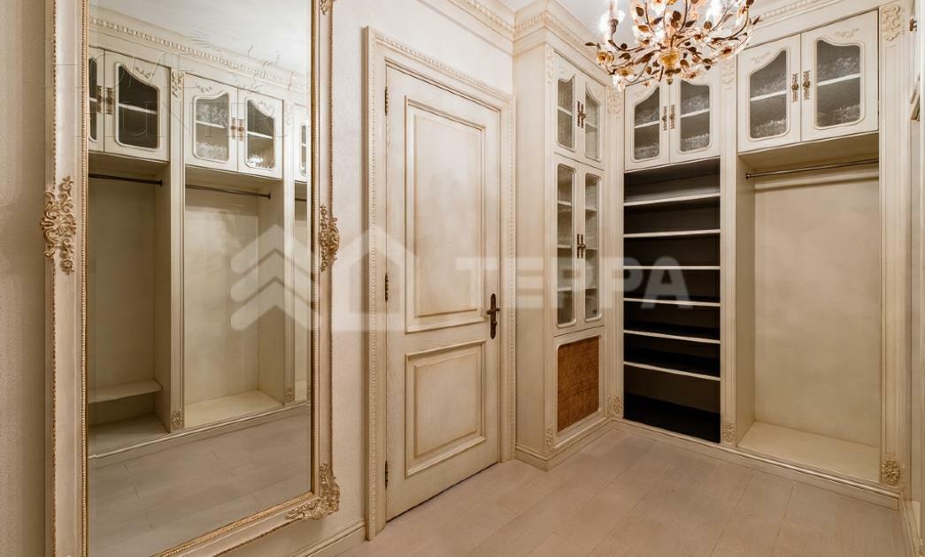 2-этажный коттедж 870 м² с отделкой